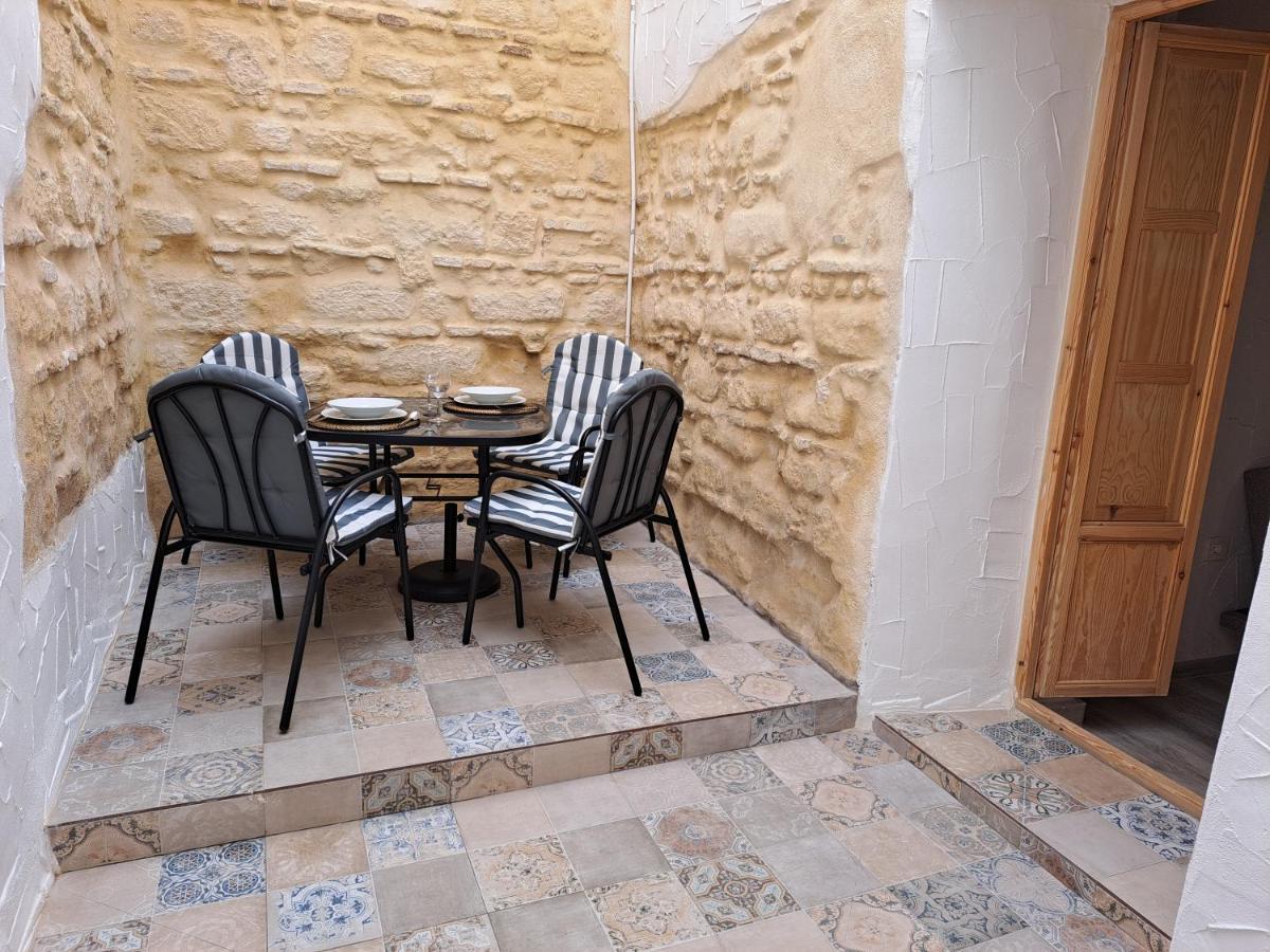 Apartamento La Zarzamora-Patio Privado Lejlighed Jerez de la Frontera Eksteriør billede